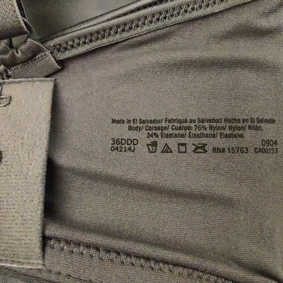 36ddd or 36F NWOT Lilyette Bras - Picture 3 of 3